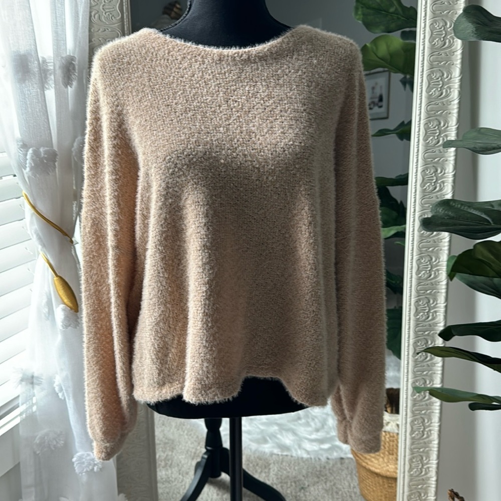 Women’s sweater
